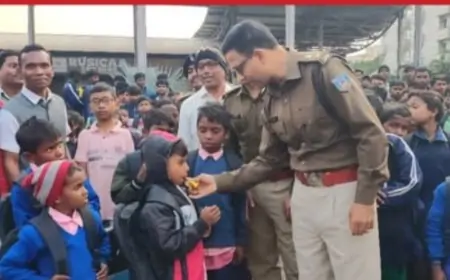 Jamshedpur Picnic: बच्चों के साथ पुलिस का अनोखा संवाद, देखिए क्या खास हुआ इस पिकनिक में