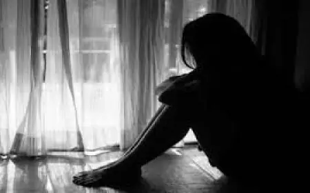 Jharkhand Love Tragedy: लव मैरिज के बाद पति के दूसरे प्रेम ने ली नर्स की जान, कीटनाशक पीकर दी अपनी जिंदगी खत्म