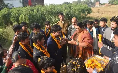 Nawada Honored: रोबोटिक प्रतियोगिता में छात्रों की सफलता पर विधायक ने किया सम्मानित