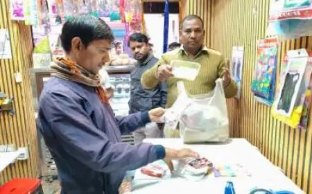 Jamshedpur Action: जुगसलाई में अतिक्रमण पर नगर परिषद की सख्त कार्रवाई, व्यापारियों को दी चेतावनी