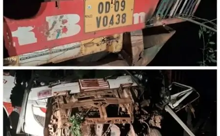 Saraikela Kandra Accident: ट्रेलर ने बलकर गाड़ी को मारी जोरदार टक्कर, परखच्चे उड़े, चालक फरार