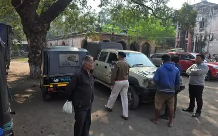 Jamshedpur Drive: जमशेदपुर में वाहन जांच अभियान, जब्त हुए 8 वाहन, ₹57,000 का जुर्माना