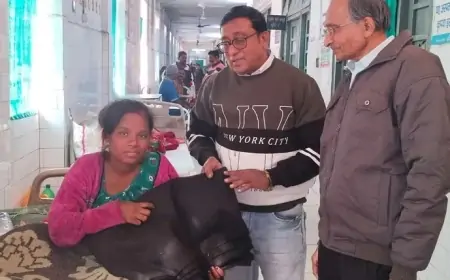 Jamshedpur Roti Bank: सर्दी में ठिठुरते मरीजों के परिजनों को मिले कंबल, रोटी बैंक का बड़ा योगदान