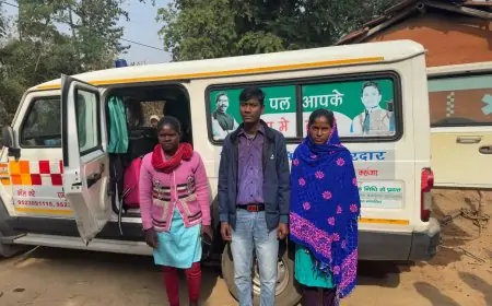 Jamshedpur Free Ambulance: गंभीर बीमारी से जूझ रहे मरीज को विधायक संजीव सरदार की नि:शुल्क एंबुलेंस और आर्थिक मदद
