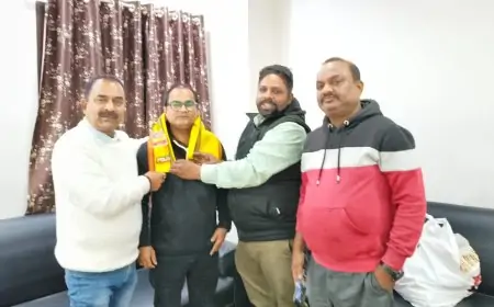 Jamshedpur Oath Ceremony Press Club : Jamshedpur में Oath Ceremony: प्रेस क्लब के नवनिर्वाचित पदाधिकारियों ने ली शपथ, बढ़ा संगठन का विस्तार