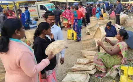 Makar Parv Shopping: मकर पर्व से पहले साप्ताहिक हाट में उमड़ी भीड़, खरीदारी में दिखा जोश