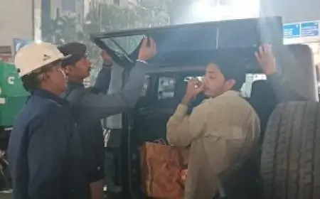 Ranchi Traffic Crackdown: चालान से बचने के लिए वाहन नंबर में छेड़छाड़, ट्रैफिक पुलिस ने 12 वाहन किए जब्त
