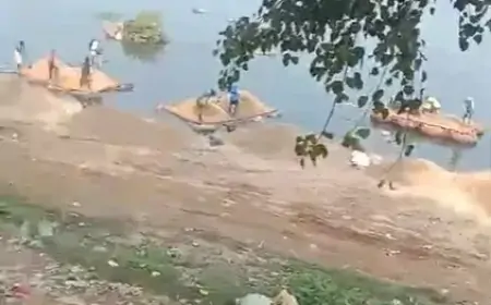 Jamshedpur Mining: बालू उठाव में पुलिस की शह! क्या होगा इस अवैध कारोबार का अंत?