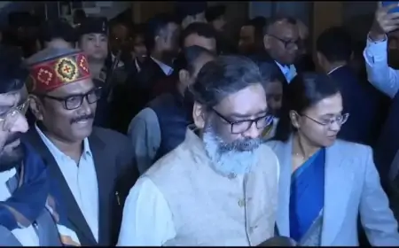 Jamshedpur Cabinet: मुख्यमंत्री हेमंत सोरेन की कैबिनेट बैठक में महत्वपूर्ण फैसले, कर्मचारियों और पेंशनधारियों को मिले राहत के बड़े पैकेज