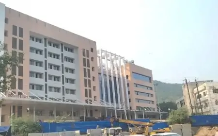 Jamshedpur Hospital: एमजीएम मेडिकल कॉलेज के नए अस्पताल के निर्माण पर तेज़ी, पानी और स्टाफ की कमी होगी दूर