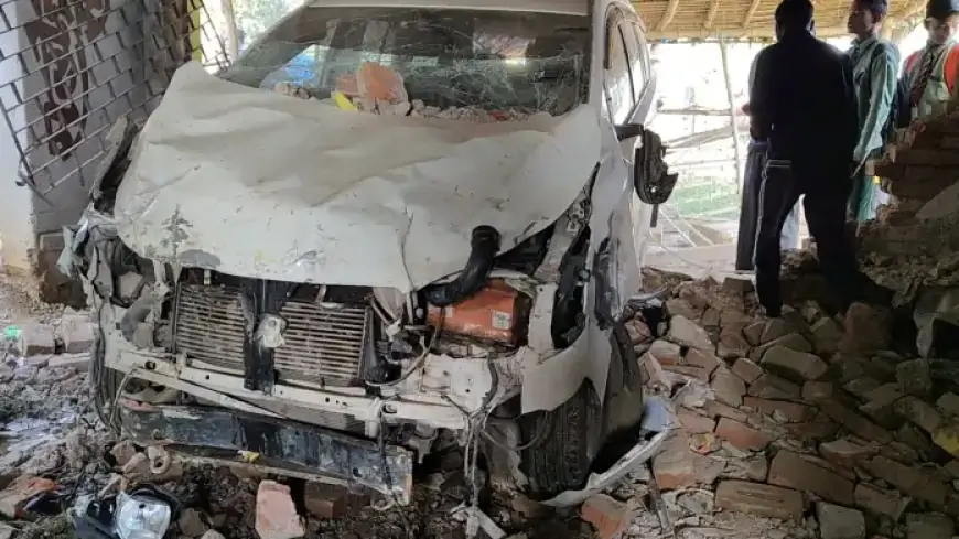 West Singhbhum Road Accident: चक्रधरपुर-चाईबासा मार्ग पर दर्दनाक हादसा, एडीआरएम के चालक की मौत