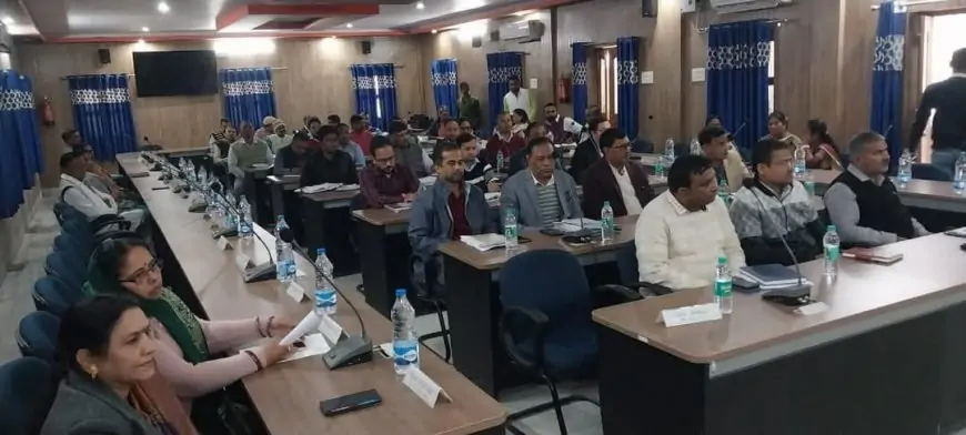 Nawada Meeting: जिला परिषद की बैठक में लिए गए अहम फैसले, जिले के विकास के लिए उठाए गए महत्वपूर्ण कदम