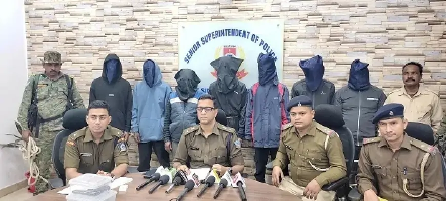 Jamshedpur Crime News: पुलिस ने 72 घंटे में पकड़े डकैत, पिस्टल और लूटी रकम बरामद