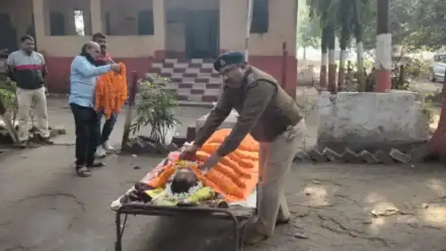 Homeguard Death : परसुडीह थाना क्षेत्र में होमगार्ड जवान की मौत, सरकार ने परिवार को दी सहायता