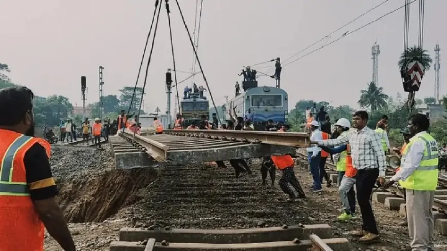 Chakradharpur Underpass: चक्रधरपुर में रेलवे फाटक के पास अंडरपास का निर्माण शुरू, स्थानीय लोग उत्साहित