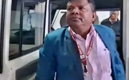Ranchi Bribery: घूस लेते रंगे हाथ पकड़े गए सदर सीओ, घर से मिले 11.42 लाख नकद