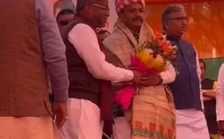 Raghubar Das BJP Membership: रघुवर दास ने ली भाजपा की सदस्यता, कहा- "संगठन का दास होना गर्व की बात"