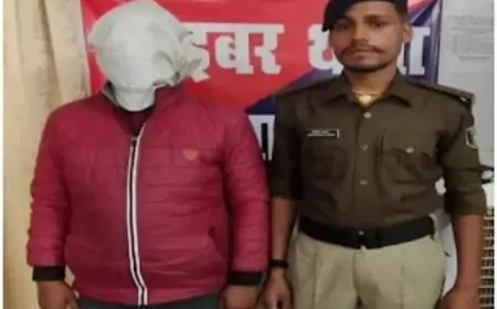 Nawada Arrested: नवादा में Cyber Criminals की धुलाई, 6 मोबाइल जब्त! जानिए कैसे काम करता था ठगी का पूरा नेटवर्क