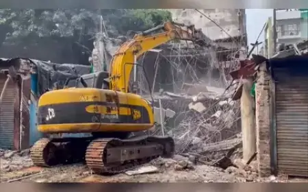 Adityapur Operation: गुरुवार को अतिक्रमण के खिलाफ झारखंड में चला बुलडोजर, जानें कैसे अतिक्रमणकारियों के खिलाफ हुआ ऐतिहासिक अभियान!