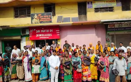 Jamshedpur Relief: सांसद विद्युत वरण महतो के प्रयास से गरीबों को मिली राहत, 200 जरूरतमंदों को बांटे गए कंबल!