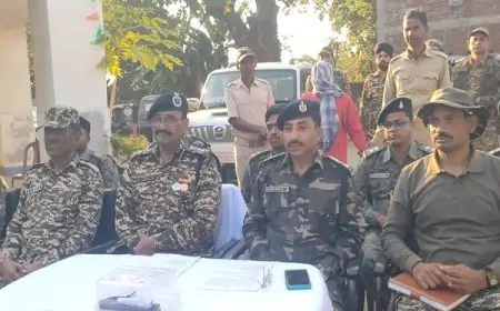 Giridih Success: पुलिस ने 1 करोड़ के इनामी नक्सली प्रयाग मांझी के करीबी सेरम और पत्नी को पकड़ा, जानें कैसे हुआ ऑपरेशन