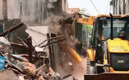 Giridih Action: 5 घंटे तक चला बुलडोजर, सड़क जाम से बचने के लिए प्रशासन ने क्या कदम उठाए?