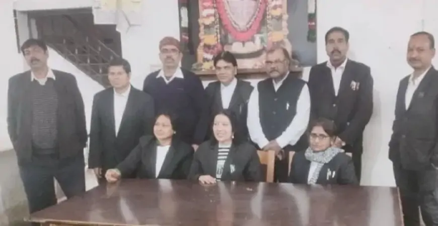 Lawyers Welfare Association: नव वर्ष का शानदार स्वागत, अधिवक्ताओं ने की सामूहिक बधाई और भगवान गोविंदा को किया नमन