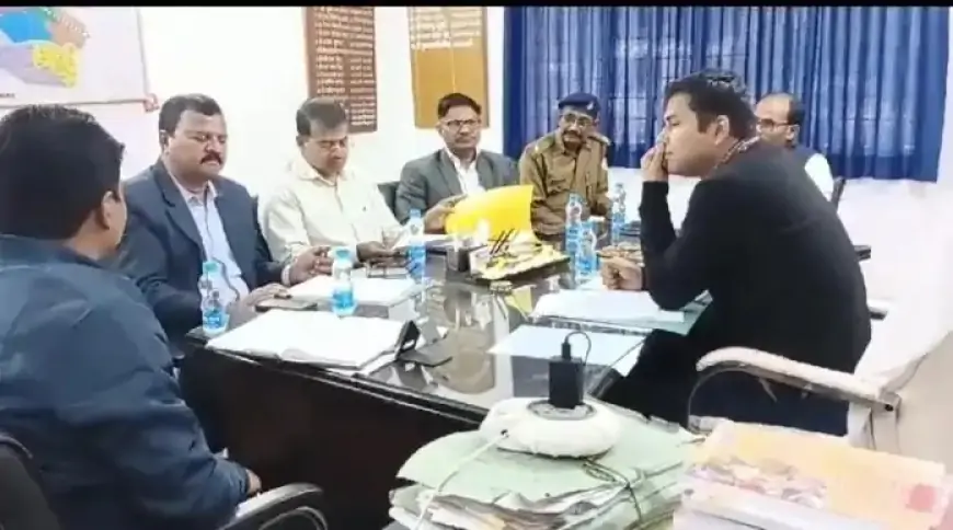 SaraiKela Meeting: टाटा स्टील स्क्रैप चोरी पर मंथन, प्रशासन ने कसी नकेल