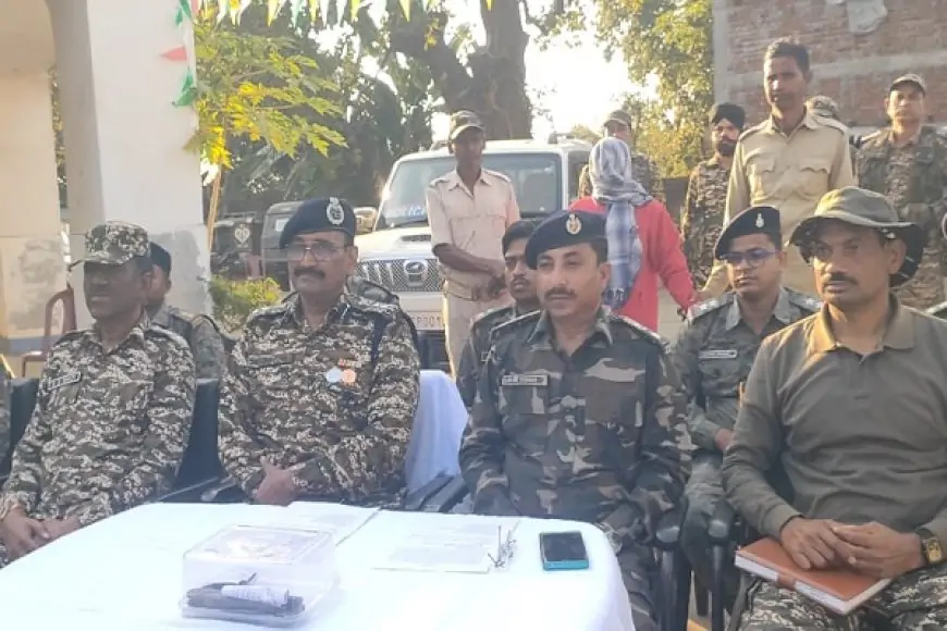 Giridih Success: पुलिस ने 1 करोड़ के इनामी नक्सली प्रयाग मांझी के करीबी सेरम और पत्नी को पकड़ा, जानें कैसे हुआ ऑपरेशन