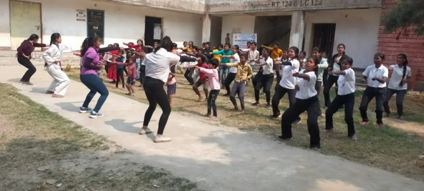 Jamshedpur Training: एनएसएस कैंप में छात्रों ने सीखी आत्मरक्षा की तकनीक, स्वच्छता का दिया संदेश!