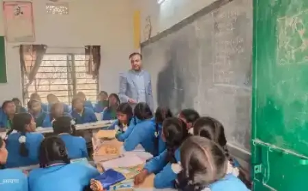Jamshedpur Inspection: सरकारी छात्रावासों का सख्त निरीक्षण, क्या बदलेंगी व्यवस्थाएं?