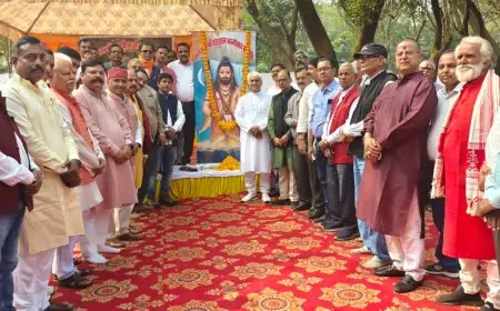 Jamshedpur Celebration: भगवान श्री परशुराम जन्मोत्सव समिति ने मनाया वनभोज, समाज को सशक्त बनाने का संकल्प!