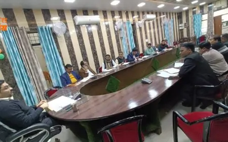 Gorakhpur Revenue Recovery – बकाया वसूली में आई तेजी, एडीएम वित्त ने दिए सख्त निर्देश