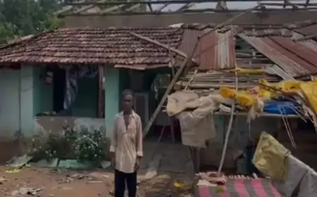 Kharasawan Weather: तेज आंधी-तूफान से तबाही, फसलें बर्बाद, कई घरों के उड़े छप्पर!