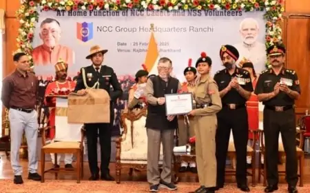 Ghatsila Achievement: सर्जेंट श्रुति रॉय को राज्यपाल ने किया सम्मानित, पूरे झारखंड को गर्व!