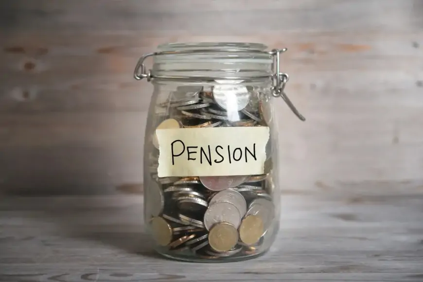 Jharkhand Pension: झारखंड के बुजुर्गों को बड़ी सौगात, 11.80 लाख लोगों के खाते में जल्द आएंगे पैसे!