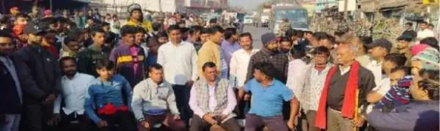 Ramgarh Protest : युवती के अपहरण पर सांसद का बड़ा कदम, सड़क जाम से प्रशासन पर दबाव!