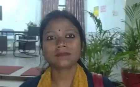 Jamshedpur Crime: ऑटो में सवार हुईं दो महिलाएं, पलक झपकते ही गायब हुआ पर्स!
