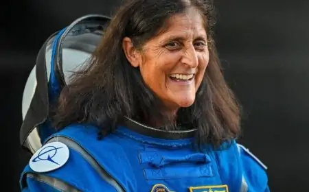 NASA Return: सुनीता विलियम्स की ऐतिहासिक वापसी, पृथ्वी पर उतरते ही दिखा अद्भुत नजारा!