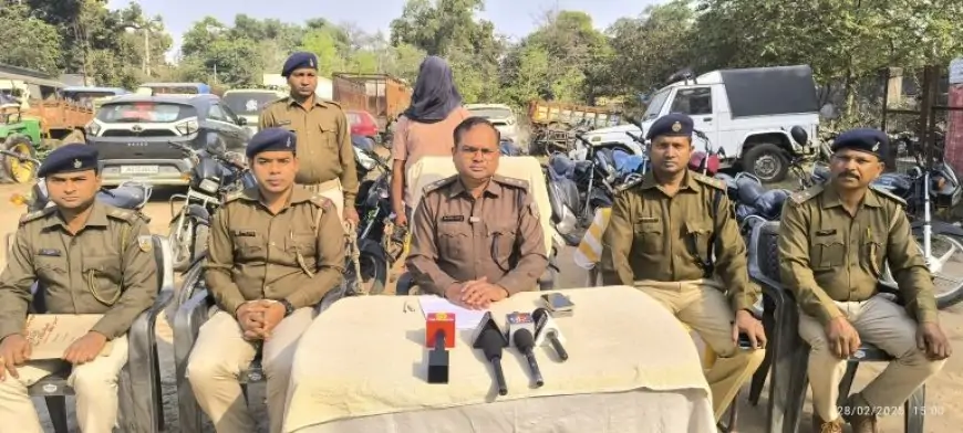 Giridih Crime News: मोटरसाइकिल चोर गिरोह का एक सदस्य गिरफ्तार, पुलिस ने 15 बाइक बरामद की