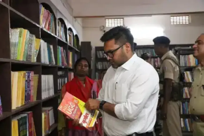 Chaibasa Inspection: सोबरन माझी राज्य पुस्तकालय का निरीक्षण, जिले के छात्रों को मिलेगा नया लाभ?