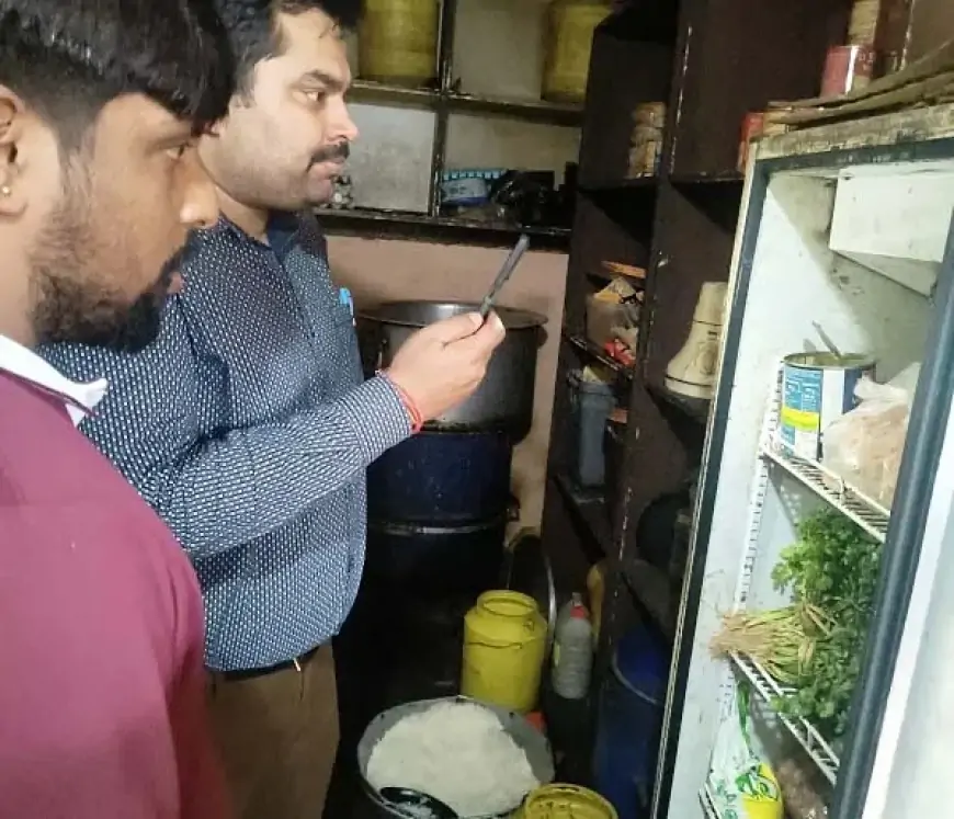 Chaibasa Inspection: होली-रमज़ान से पहले चला अभियान, मिठाई-रेस्टोरेंट पर बड़ी कार्रवाई!