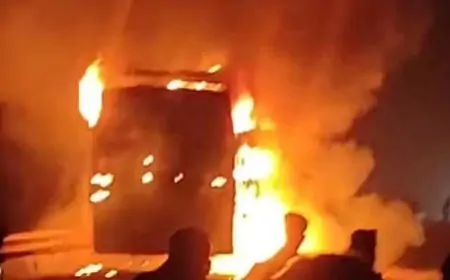 Bihar Fire: जलती बस दौड़ाता रहा ड्राइवर, तीन KM तक यात्रियों की सांसें अटकी!