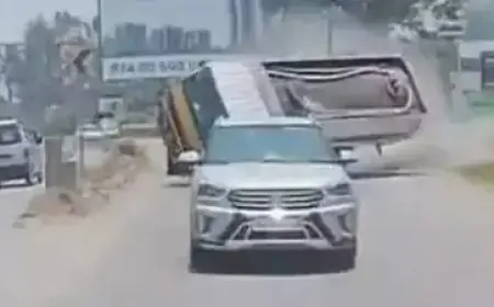 Bengaluru Accident: पानी टैंकर के पलटते ही मची अफरा-तफरी, वायरल वीडियो ने खोली लापरवाही की पोल