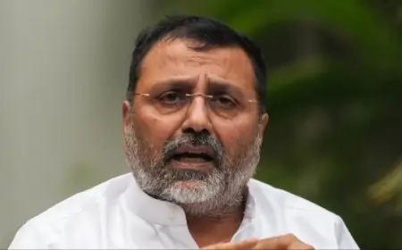 Godda Controversy: भाजपा सांसद ने कुरैशी को 'मुस्लिम आयुक्त' कहकर मचाया राजनीतिक तूफान!