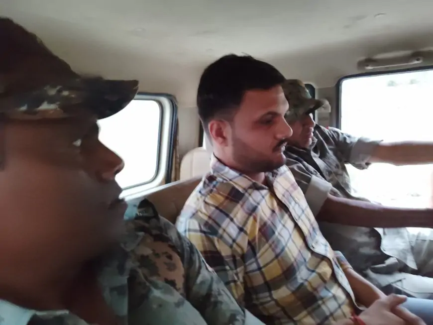 Dhanbad Clash: एकलव्य स्कूल के क्लर्क ने विधायक को कहे अपशब्द, थाने तक पहुंचा मामला
