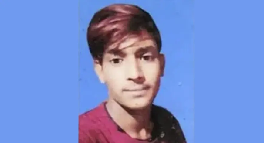 Jamshedpur Suicide: पिकअप वैन में युवक की संदिग्ध आत्महत्या, क्या है असली कारण?