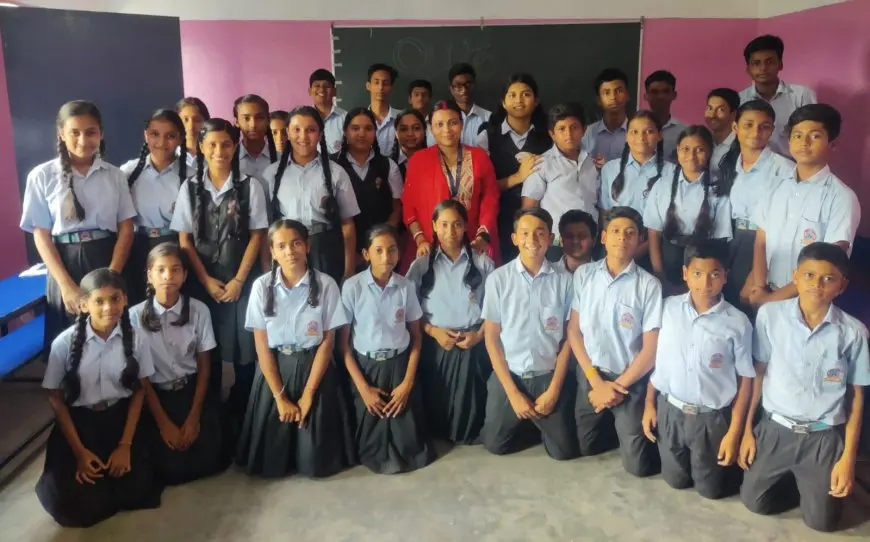 Jamshedpur Celebration: बच्चों की जुबानी इंसानियत की मिसाल, Xavier School में मनाया गया रेड क्रॉस दिवस!