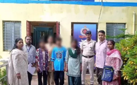 Chaibasa Rescue Operation : चक्रधरपुर में आरपीएफ ने तीन नाबालिग लड़कियों को तस्करों के चंगुल से बचाया