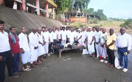 Ramdas Soren Asthi Visarjan : रजरप्पा में दामोदर नदी में बाबा रामदास सोरेन की अस्थियों का विसर्जन, झारखंड के अमर योद्धा को अंतिम विदाई